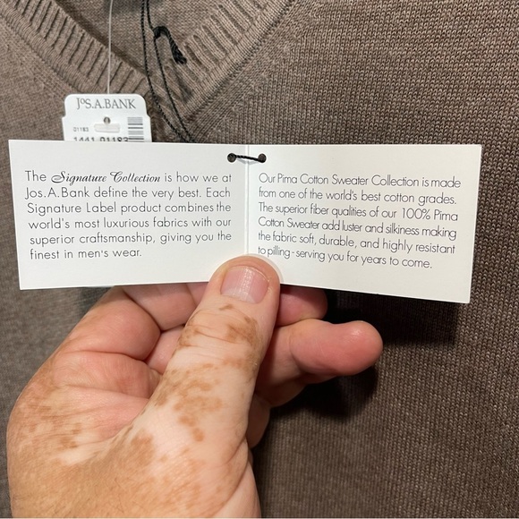 NWT Jos. A. Bank Signature Collection V-Neck Sweater Size XL - Picture 12 of 12
